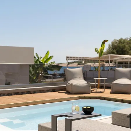 Mousses Villa, With Pool & Whirlpool By The Beach, By Thinkvilla فيلة Bali (Crete)