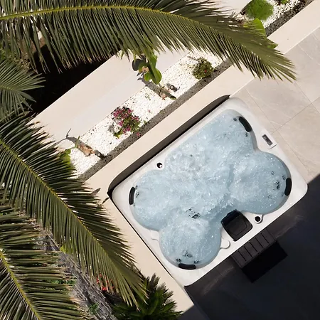 فيلة Mousses Villa, With Pool & Whirlpool By The Beach, By Thinkvilla