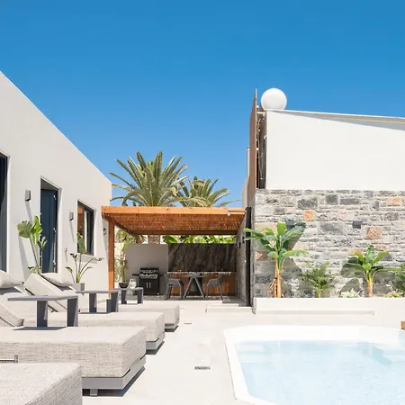 Mousses Villa, With Pool & Whirlpool By The Beach, By Thinkvilla فيلة *